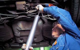 Замена масла в редукторе Dodge Stratus  в Жуковском