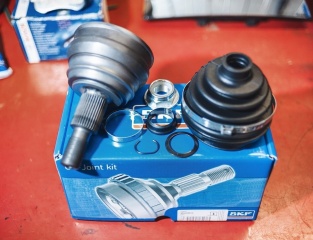 Замена шруса Dodge Viper  в Жуковском