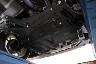 Снятие установка защиты картера Dodge Stealth   Снятие установка защиты картера Dodge Stealth