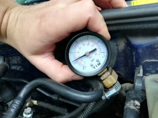 Замер давления масла ДВС Dodge Stealth   Замер давления масла ДВС Dodge Stealth